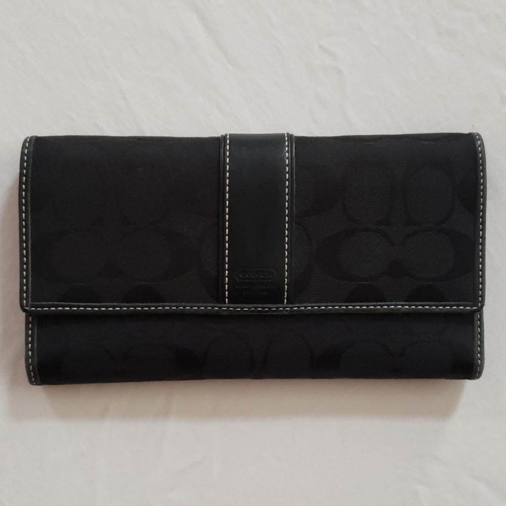 Coach Signature wallet
